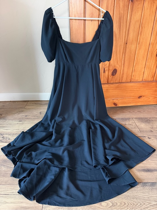 Hill House Dresses & Skirts - Hill House Dress Black High-Low Puff-Sleeve Midi Medium like new